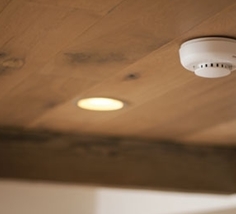 How Should Smoke Alarms Be Placed in Houses? 